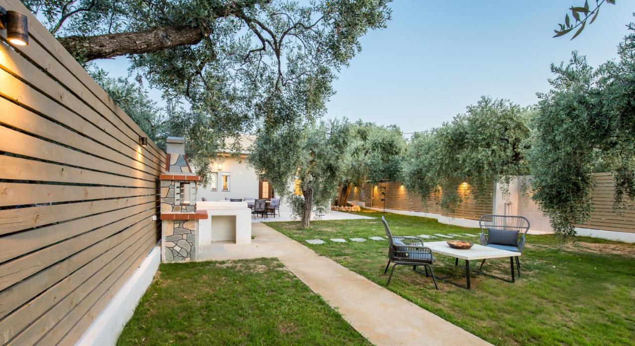 Villa 4 You Iliopetra Skala Sotiros Exterior foto